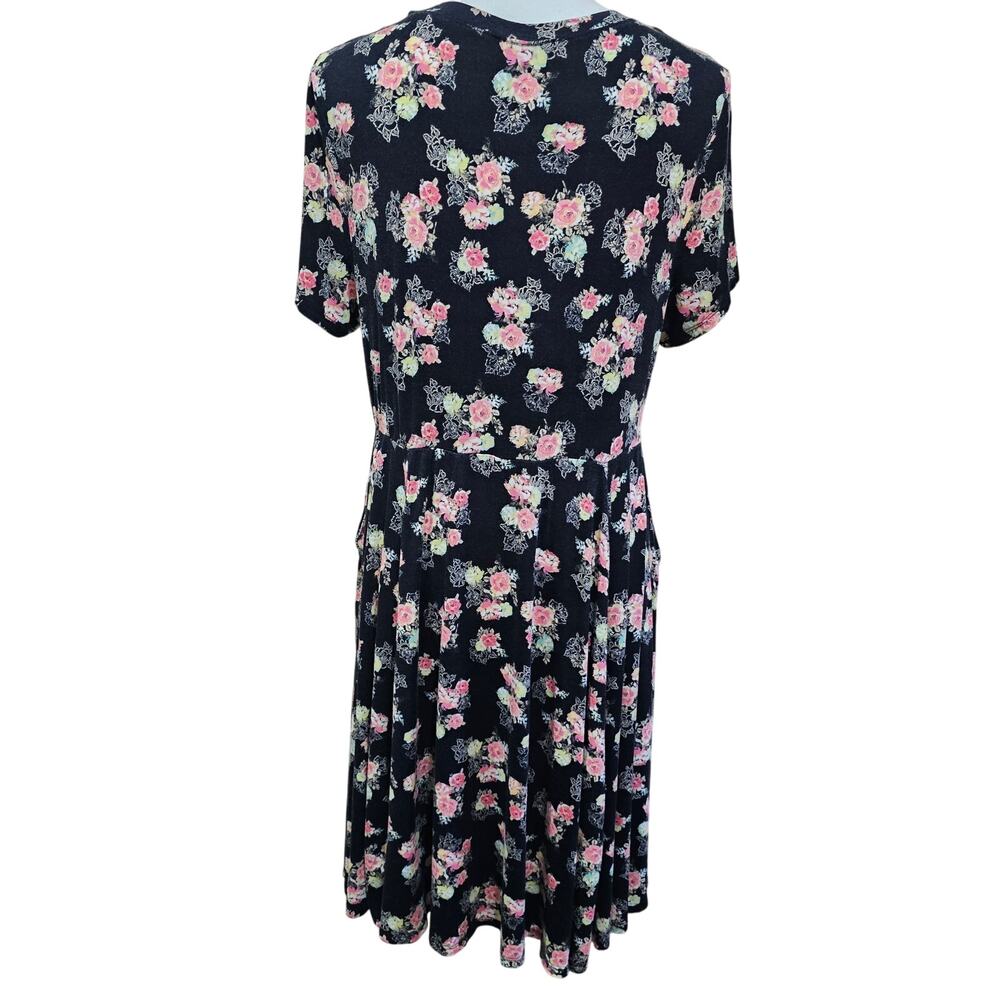 Torrid Black with Pink Floral Super Soft Knit Dress Size 1X (14) - Picture 5 of 8